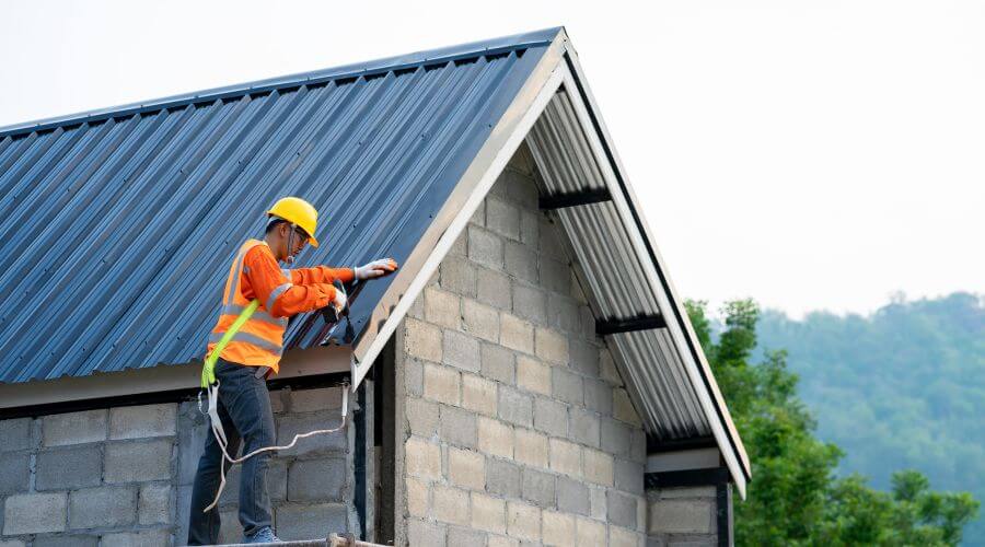 Professional residential roofers in Hyde Park, MA